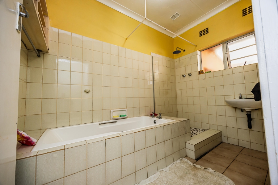 7 Bedroom Property for Sale in Greenfields Eastern Cape